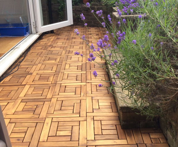 10-Slat Hardwood Decking Tiles